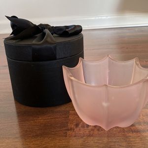 Decorative black cushion box with bowl